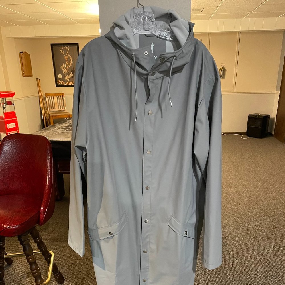 NWOT Long gray RAINS lightweight raincoat size L/XL